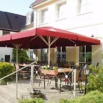 Hotel Zur Burg Gmbh Burg Stargard