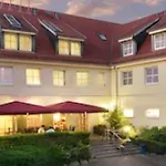 Zur Burg Gmbh 3*