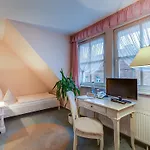 Zur Burg Gmbh