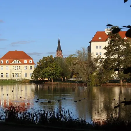 Hotel Zur Burg Gmbh
