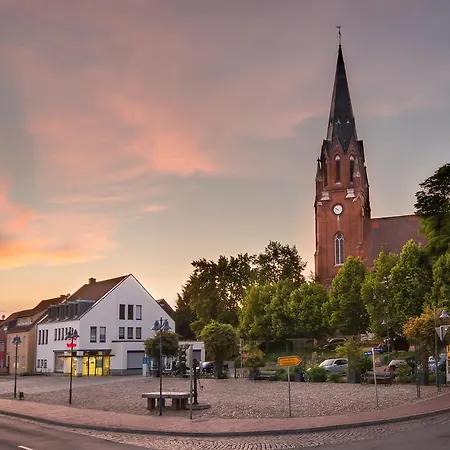 Zur Burg Gmbh Hotel 3*