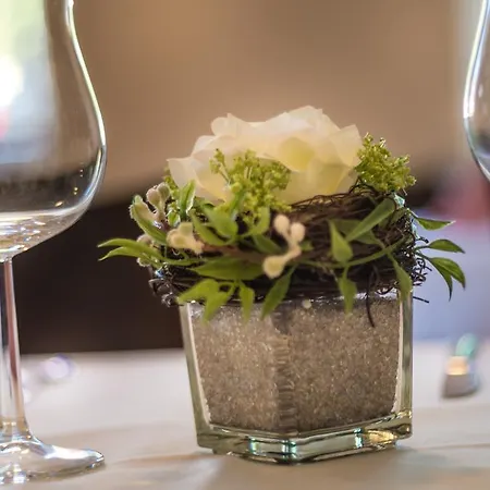 Zur Burg Gmbh Burg Stargard