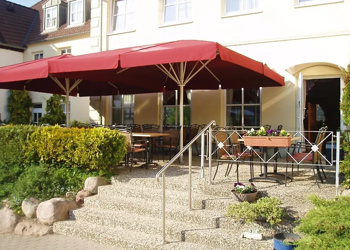 Zur Burg Burg Stargard